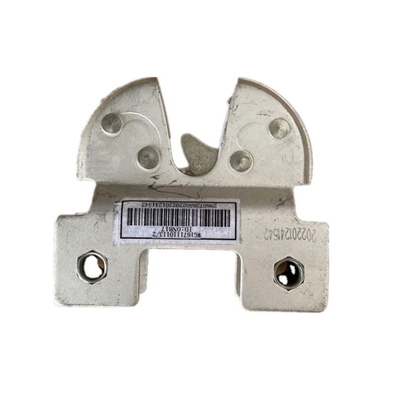 SINOTRUK HOWO Pièces de camion Cabine Couverture avant Verrouillage WG1671110113 Excellente performance