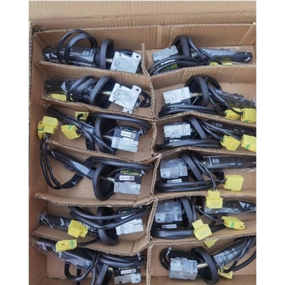 Pièces détachées sur mesure pour camions lourds pour HOWO/AUMAN/TUNLAND