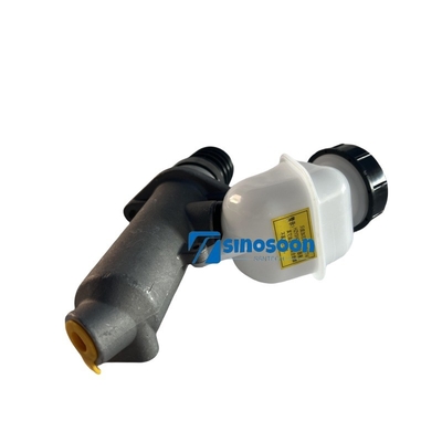 WG9925230540 Assemblage du cylindre maître de l'embrayage Howo et du réservoir de stockage d'huile pour pièces de camions