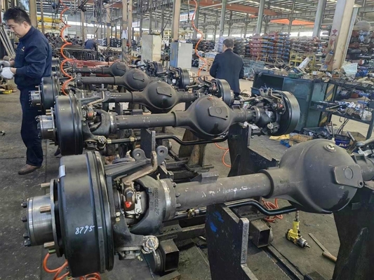 Lumière phare chinoise Foton Aumark pièces détachées pour camions K1371010001A0 à remplacer/réparer