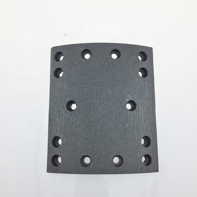 Parties en acier de taille standard revêtements Az9231342018 pour revêtement de frein de camion Sinotruk