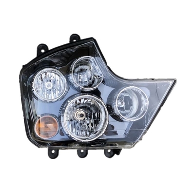 L'éclairage de la voiture doit être éclairé par une lampe de poche à l'avant.