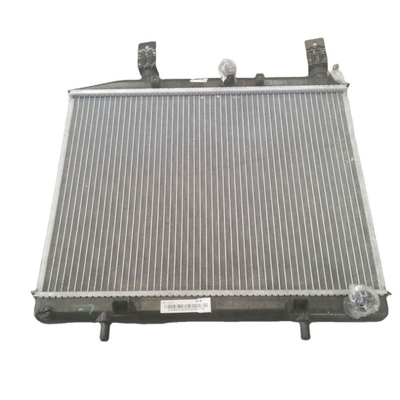 N° OE L0130030044A0 Radiateur pour camion Foton Partie de rechange Remplacer/réparer